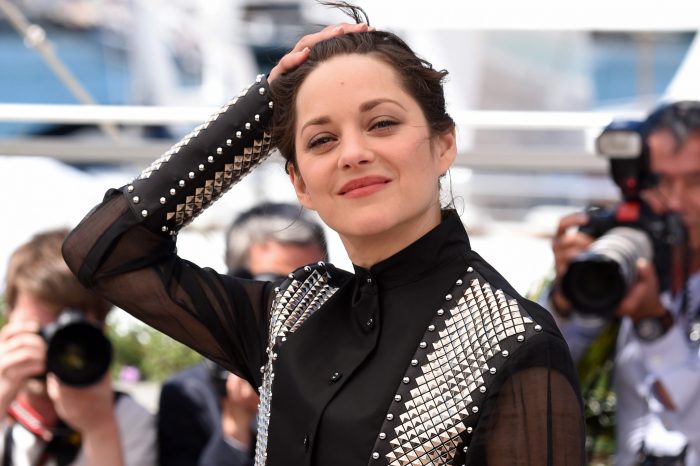 Marion Cotillard: fiocco rosa!